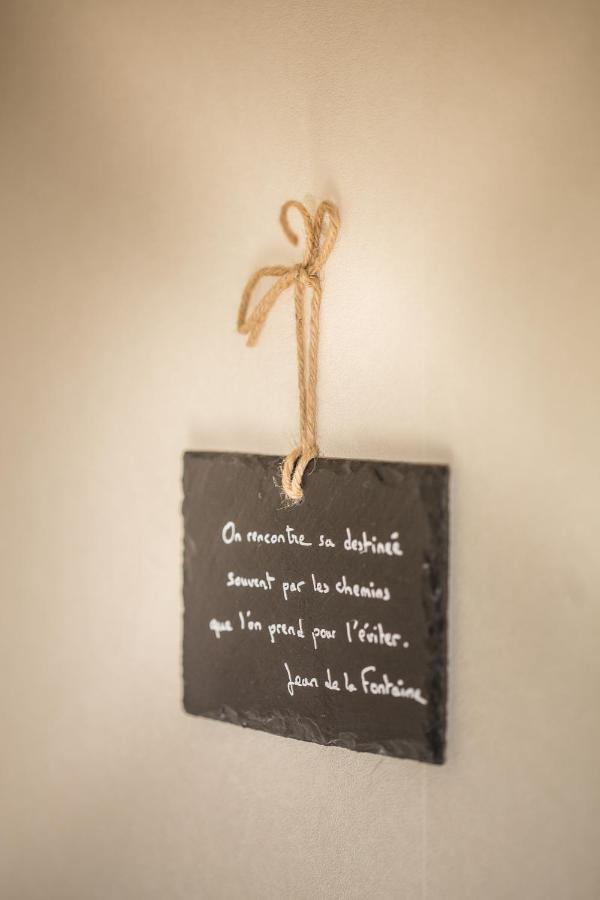 Entre Canal Et Vignes Bed & Breakfast Escolives-Sainte-Camille ภายนอก รูปภาพ