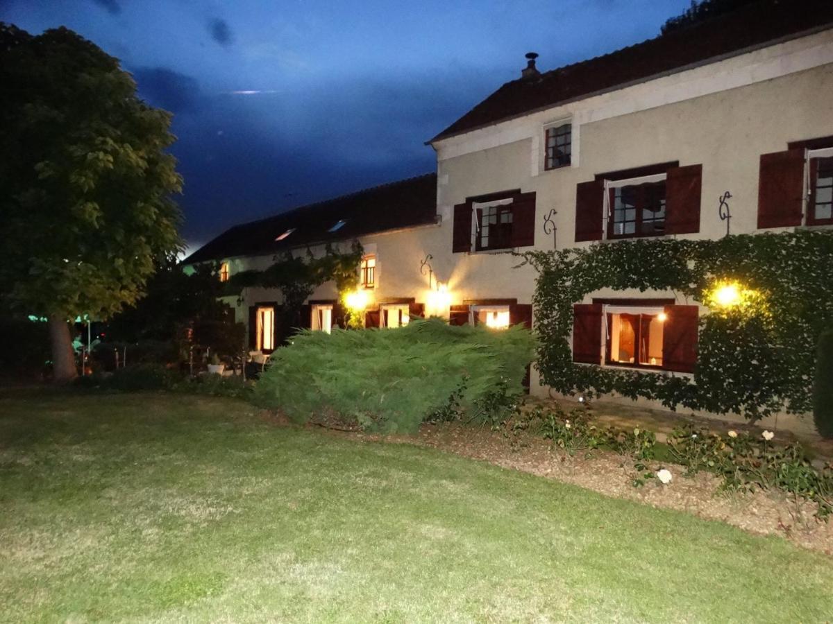Entre Canal Et Vignes Bed & Breakfast Escolives-Sainte-Camille ภายนอก รูปภาพ
